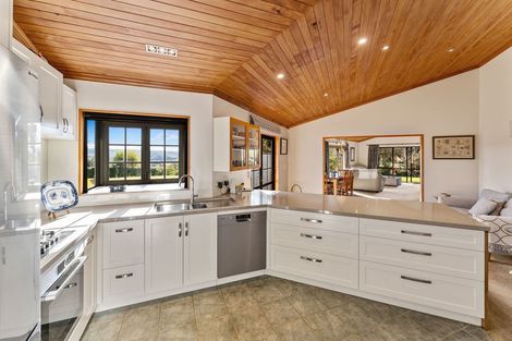 Photo of property in 165 Totara View Road, Wakefield, 7095