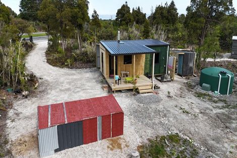 Photo of property in 898 Cape Foulwind Road, Cape Foulwind, 7892