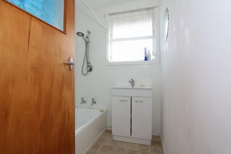 Photo of property in 11 Ngahina Street, Marton, 4710