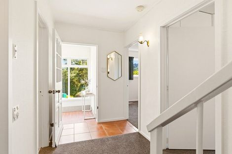 Photo of property in 71 Jubilee Road, Khandallah, Wellington, 6035