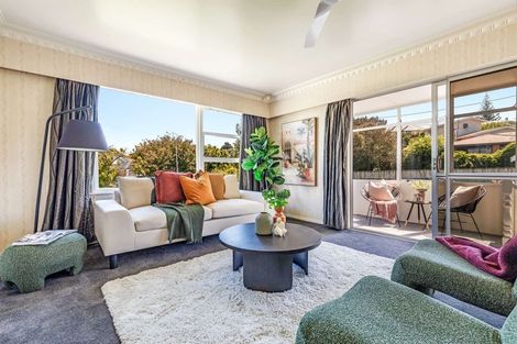 Photo of property in 19 Warwick Place, Brookfield, Tauranga, 3110