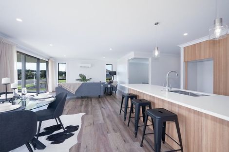 Photo of property in 33 Admiralty Drive, Haruru, 0204