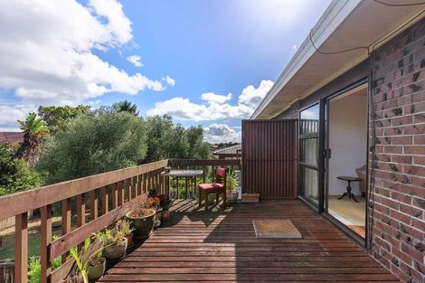 Photo of property in 2/12 Sherie Place, Howick, Auckland, 2014