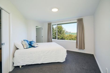 Photo of property in 37 Paremoremo Road, Lucas Heights, Auckland, 0632