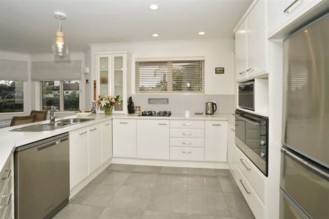 Photo of property in 10 Helmsdale Court, Huntington, Hamilton, 3210