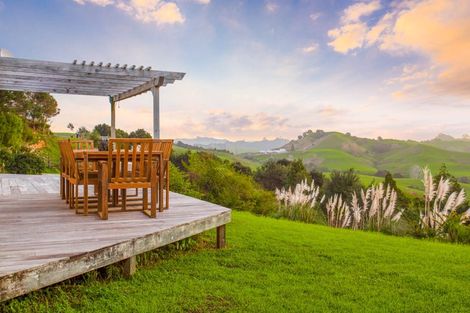 Photo of property in 871 Krippner Road, Puhoi, Silverdale, 0994