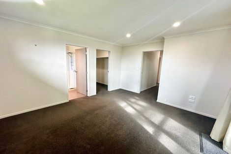 Photo of property in 212 Saint James Drive, Huntington, Hamilton, 3210