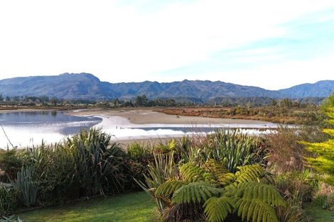 Photo of property in 156 Brougham Street, Westport, 7825