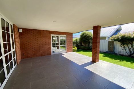 Photo of property in 2 Robertson Court, Cromwell, 9310