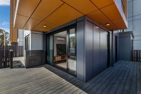 Photo of property in 1/219 Lake Road, Belmont, Auckland, 0622