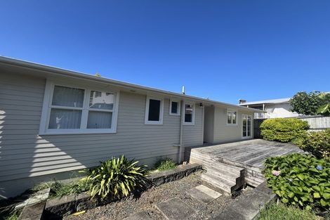 Photo of property in 3 Weatherly Road, Torbay, Auckland, 0630