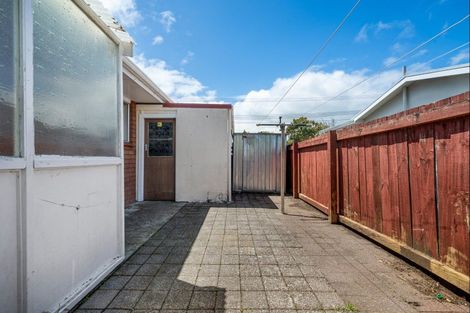 Photo of property in 124d Govett Avenue, Frankleigh Park, New Plymouth, 4310