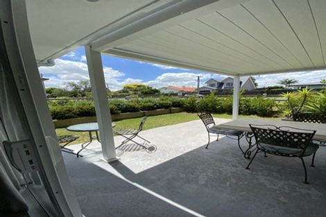 Photo of property in 28 Queen Street, Cambridge, 3434