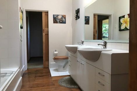 Photo of property in 34 Hackthorne Road, Cashmere, Christchurch, 8022