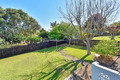 Photo of property in 20 Red Hill Road, Red Hill, Papakura, 2110