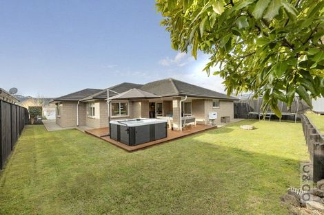 Photo of property in 38 Maude Street, Riverhead, 0820