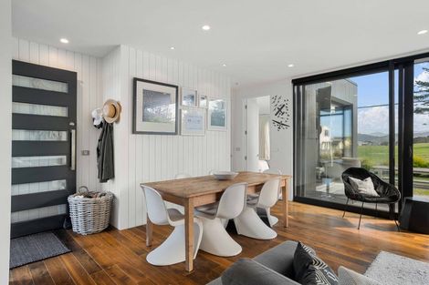 Photo of property in 33 Oceanair Drive, Pauanui, Hikuai, 3579