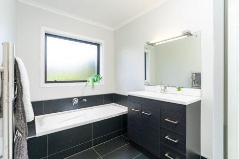 Photo of property in 759 Takarau Gorge Road, Makara, Wellington, 6972