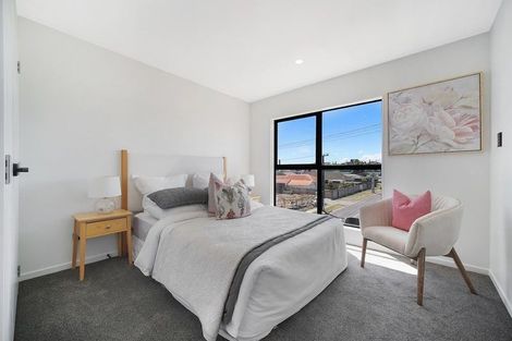 Photo of property in 7/26 Dale Crescent, Pakuranga, Auckland, 2010