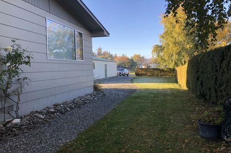 Photo of property in 14 Bernard Road, Albert Town, Wanaka, 9305