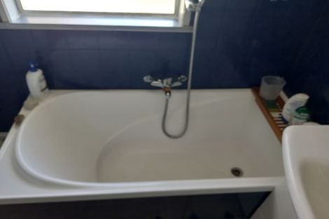 Photo of property in 54d Hungerford Road, Houghton Bay, Wellington, 6023