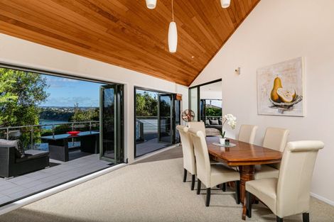Photo of property in 65 Roberts Road, Matakatia, Whangaparaoa, 0930