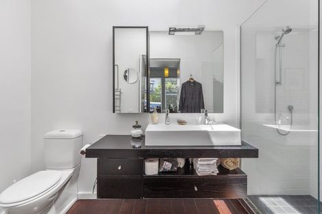 Photo of property in 55 Mitchell Street, Brooklyn, Wellington, 6021