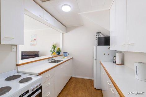 Photo of property in 8b Wai-iti Crescent, Woburn, Lower Hutt, 5010
