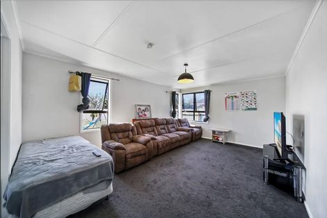 Photo of property in 10 Daniel Avenue, Mangere East, Auckland, 2024