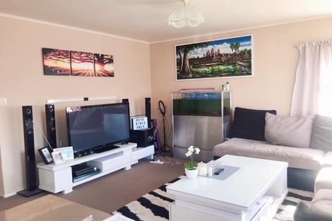 Photo of property in 10/12 Ingram Street, Papakura, 2110