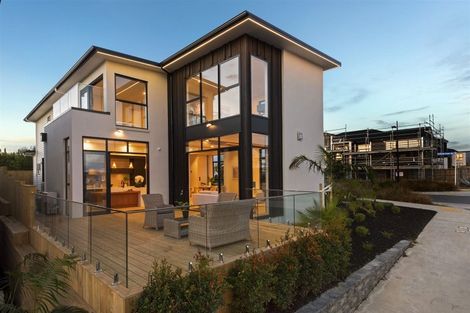 Photo of property in 1 Seawind Way, Hobsonville, Auckland, 0616