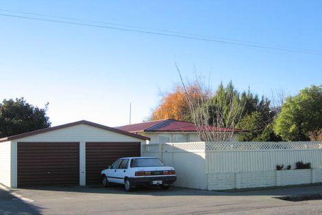 Photo of property in 16 Mortlake Street, Islington, Christchurch, 8042