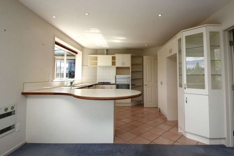 Photo of property in 17 Durrell Way, Rolleston, 7614