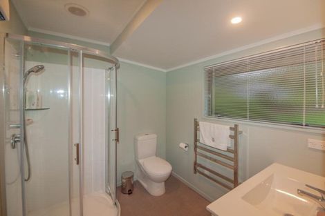 Photo of property in 10 Myers Grove, Churton Park, Wellington, 6037