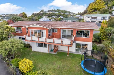 Photo of property in 2 Leeward Drive, Whitby, Porirua, 5024