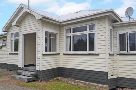 Photo of property in 42 Chelwood Street, Takaro, Palmerston North, 4412