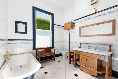 Photo of property in 37 Melrose Street, Roslyn, Dunedin, 9010
