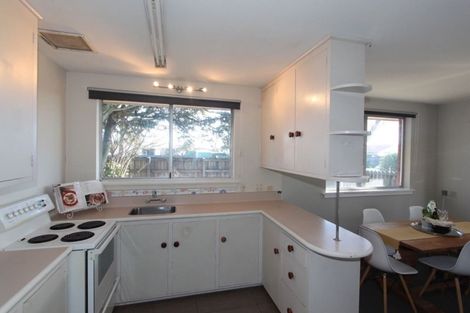 Photo of property in 21 Inwoods Road, Parklands, Christchurch, 8083