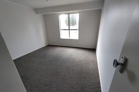 Photo of property in 61 Harrington Road, Henderson, Auckland, 0610