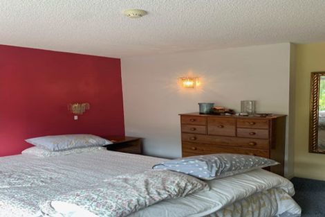 Photo of property in Jerningham Apartments, 20 Oriental Terrace, Oriental Bay, Wellington, 6011