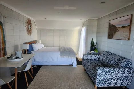 Photo of property in 306 Ocean Road, Whangamata, 3620