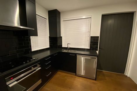 Photo of property in 20u6 Trent Street, Island Bay, Wellington, 6023