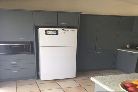 Photo of property in 20 Rush Creek Drive, Westgate, Auckland, 0614