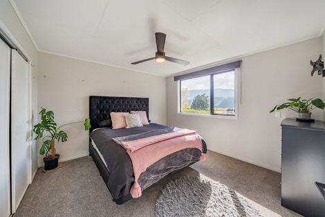 Photo of property in 1712 State Highway 2, Kaitoke, Upper Hutt, 5018