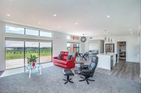Photo of property in 26 Oriwa Lane, Levin, 5571