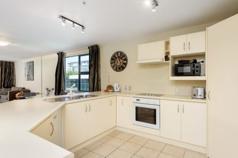 Photo of property in Mount Royal, 21/3 Maunganui Road, Mount Maunganui, 3116