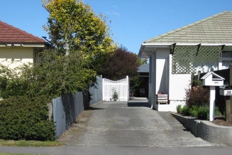 Photo of property in 2/20 Tintern Avenue, Avonhead, Christchurch, 8042