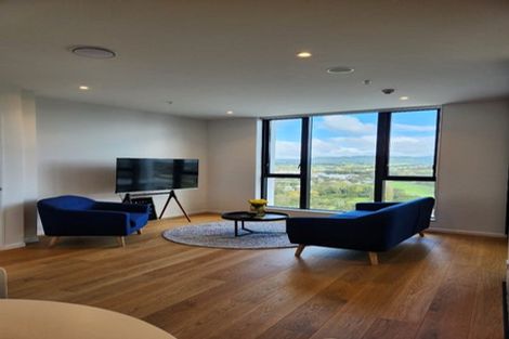 Photo of property in 1 Buscomb Avenue, Henderson, Auckland, 0610