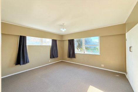 Photo of property in 36 Riverhills Avenue, Pakuranga Heights, Auckland, 2010