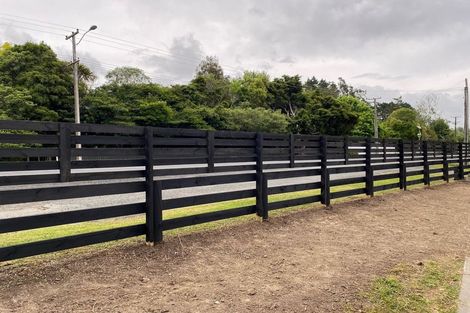 Photo of property in 962 Kahikatea Flat Road, Waitoki, Kaukapakapa, 0871